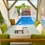 Alacati Xl Luxury فندق *